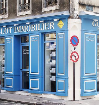 Devanture agence immobilière